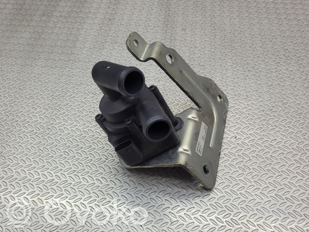 Volvo XC40 Electric auxiliary coolant/water pump 