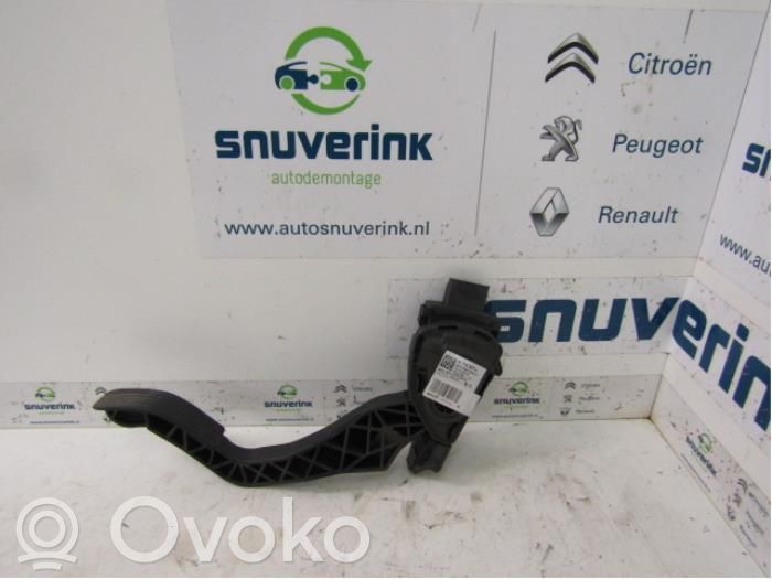 Peugeot 2008 I Gaspedal 