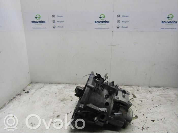 Peugeot 2008 I Manualna 5-biegowa skrzynia biegów 
