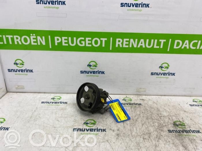 Peugeot Boxer Ohjaustehostimen pumppu 