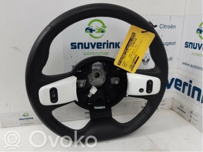 Renault Twingo III Ohjauspyörä 