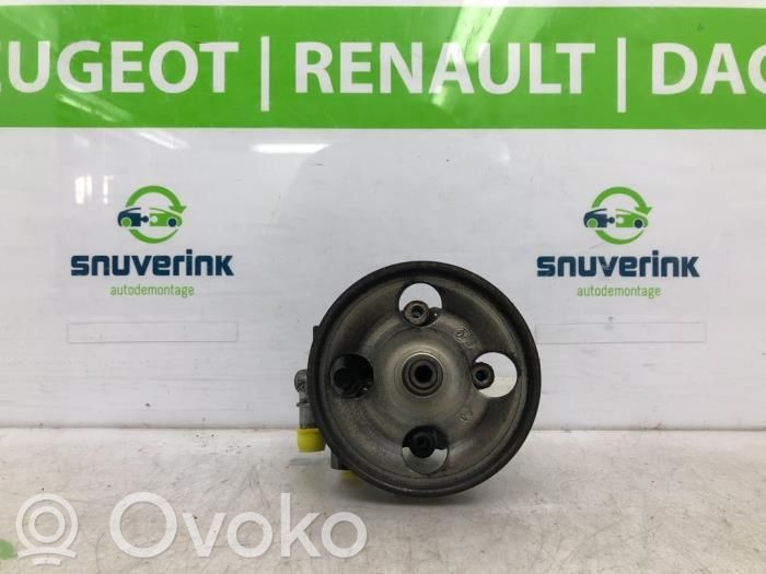 Peugeot 807 Ohjaustehostimen pumppu 