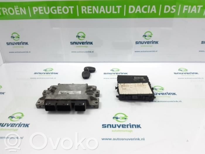 Renault Twingo II Dzinēja vadības bloks 