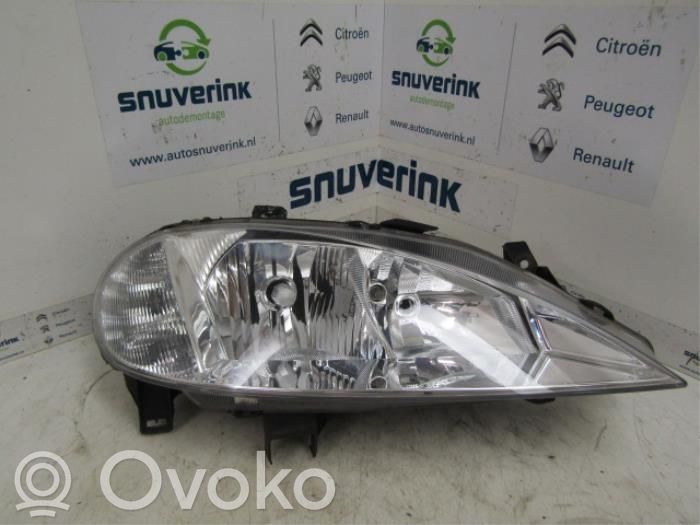 Renault Megane I Priekinis žibintas 