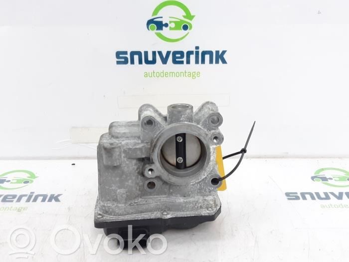 Renault Clio III Throttle valve 