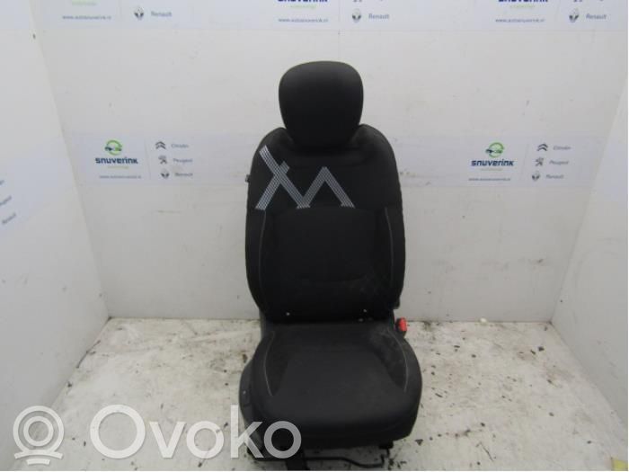 Renault Captur Etumatkustajan istuin 