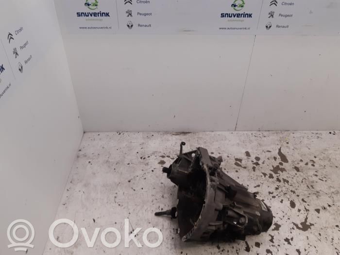 Renault Clio II Manualna 5-biegowa skrzynia biegów 