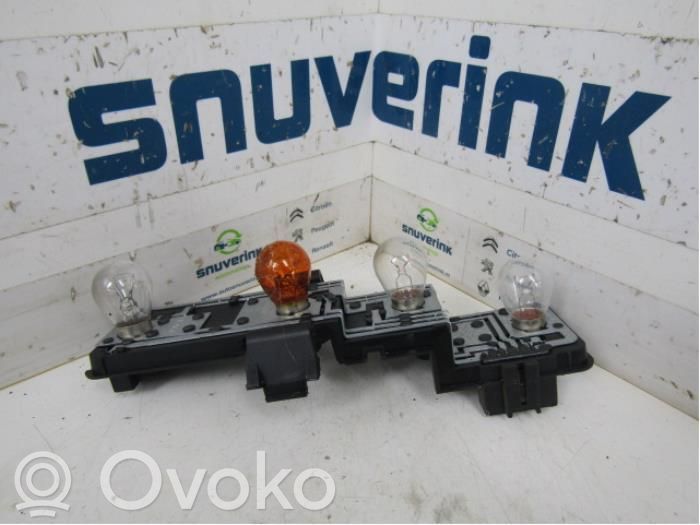 Citroen Xsara Picasso Element lampy tylnej 