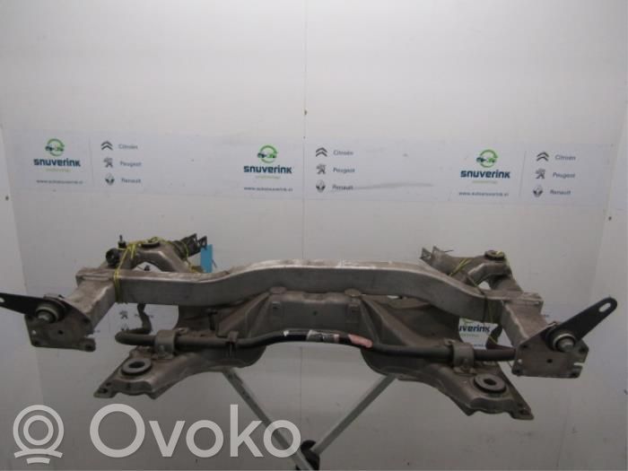 Peugeot 407 Front subframe 