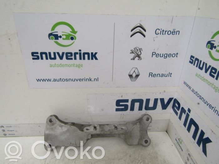 Engine mount bracket   1839F5