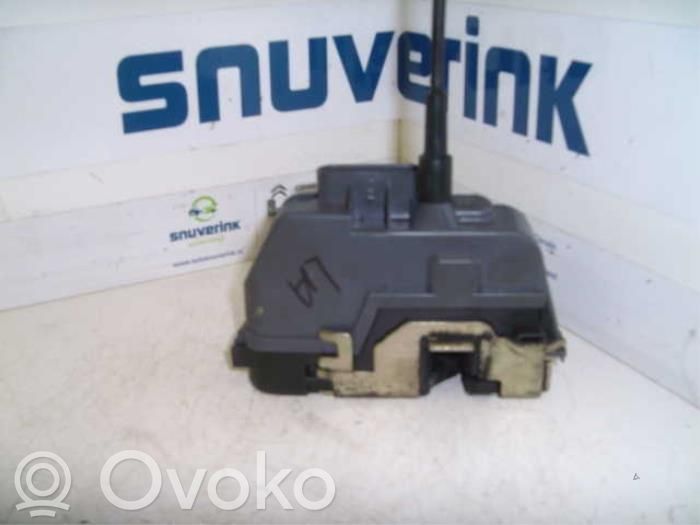 Renault Espace IV Takaoven lukko 