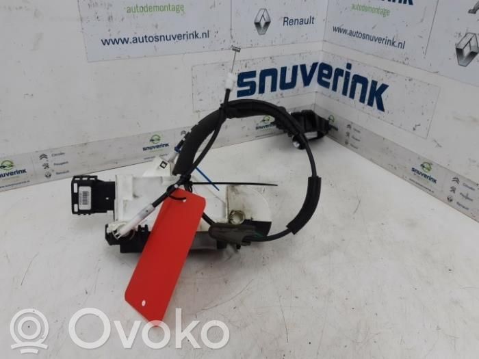 Citroen DS3 Zamek drzwi przednich 