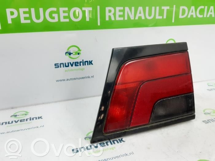 Peugeot 806 Lampă spate în caroserie 