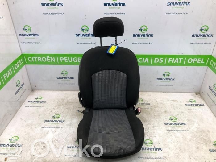 Fotel przedni pasażera   8845QG,884558,8850QH,8850QJ