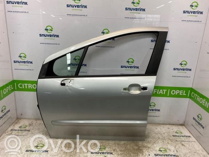 Puerta delantera   9004CC,9004Z4,9004Z4