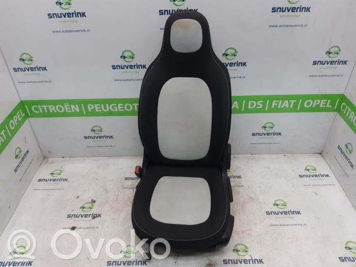 Fotel przedni kierowcy   A0009104909
