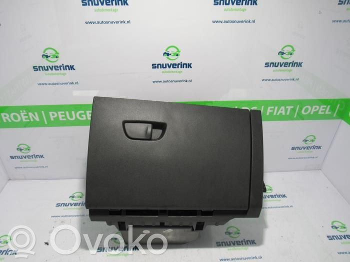 Renault Zoe Glove box set 