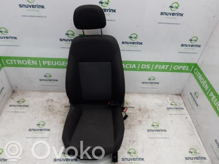 Opel Corsa D Beifahrersitz 