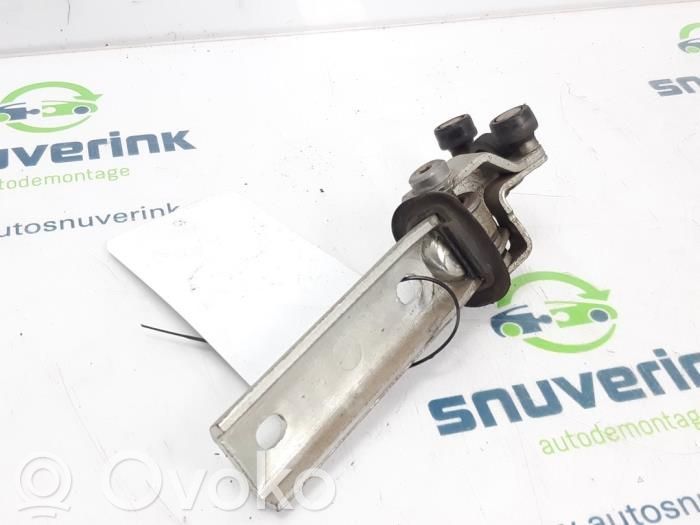Iveco Daily 5th gen Sliding door lower roller guide/hinge 