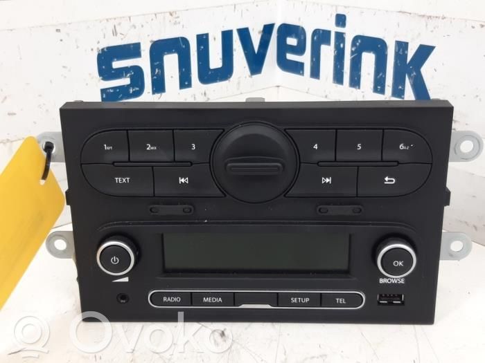 Renault Twingo III Unitate principală radio/CD/DVD/GPS 