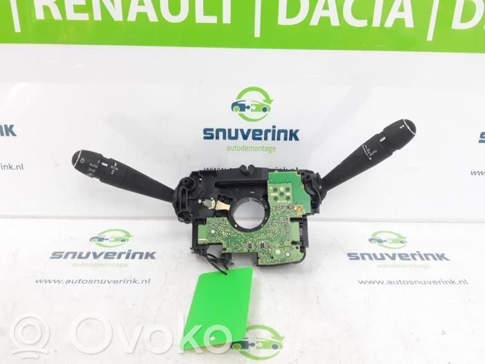 Opel Vivaro Interruptor/palanca de limpiador de luz de giro 
