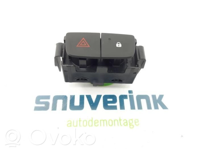 Schalter Warnblinkanlage   93452316