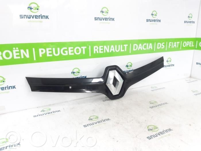 Renault Twingo II Rejilla superior del radiador del parachoques delantero 