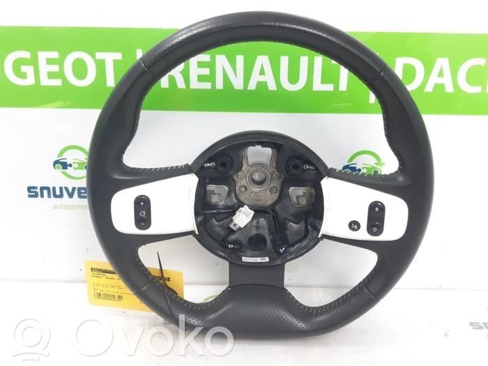 Renault Twingo III Ohjauspyörä 