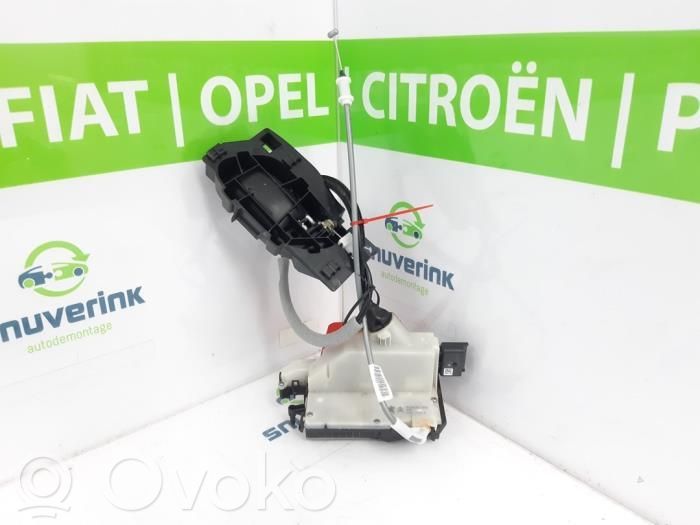 Citroen C4 II Front door lock 