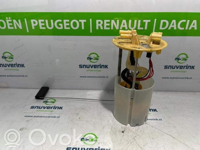 Renault Master III Bomba interna de combustible 