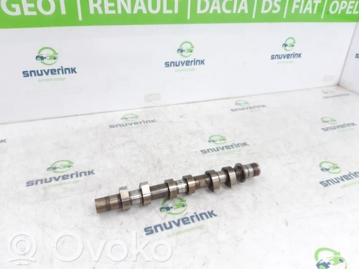 Renault Clio IV Camshaft 