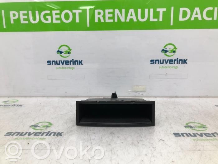 Peugeot 307 Compartimiento/consola central del panel 