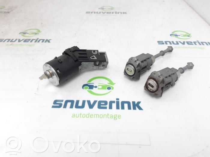 Toyota Proace Kit cu ECU motor și set închidere uși 