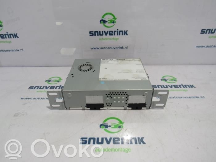 Renault Megane IV Panel / Radioodtwarzacz CD/DVD/GPS 