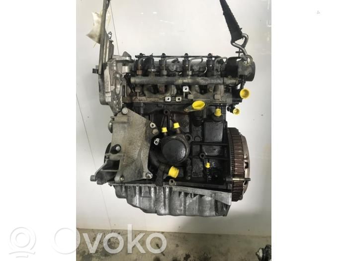 Renault Trafic II (X83) Engine 