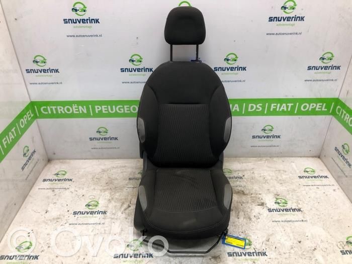 Peugeot 208 I Fotel przedni pasażera 
