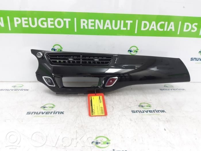 Citroen DS3 Kita panelės detalė 