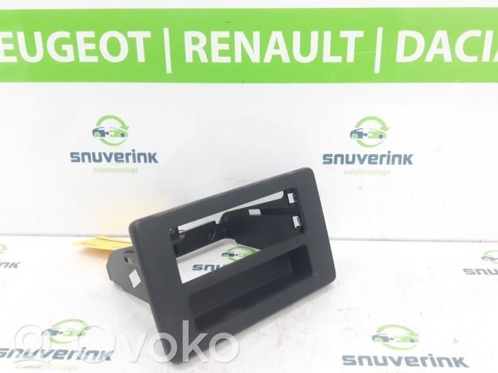Renault Express Otras partes del panel de instrumentos 