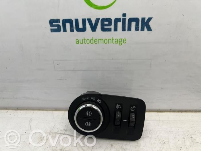Opel Corsa F Interruptor de luz 