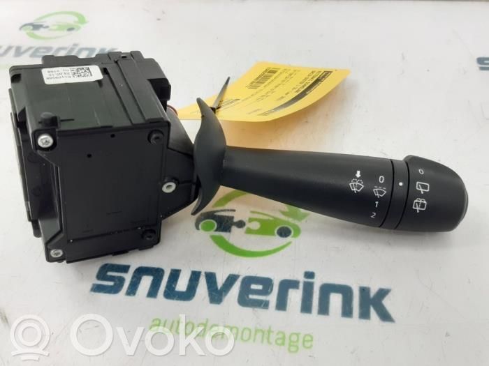Dacia Sandero Wiper control stalk 