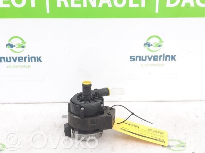 Renault Arkana Bomba de agua 