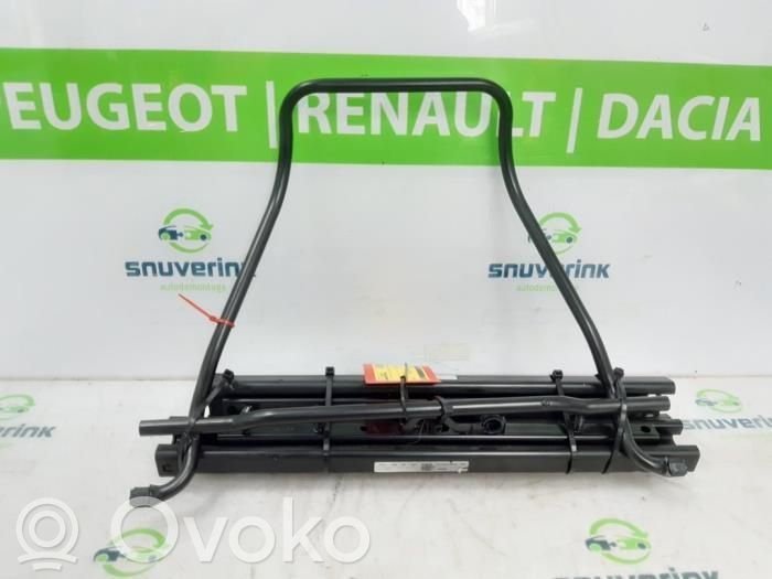 Citroen C3 Aircross Front passenger seat rail 