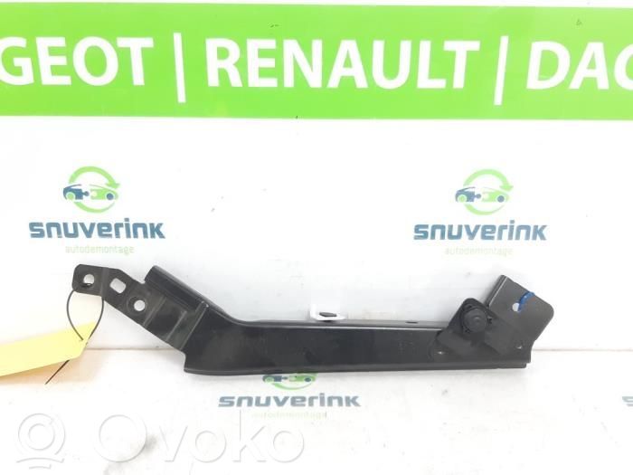 Renault Megane E-Tech Front bumper mounting bracket 