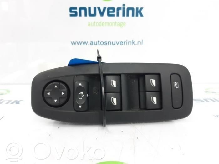 Interruptor del elevalunas eléctrico   98242539ZD,96749624ZD,98242593ZD