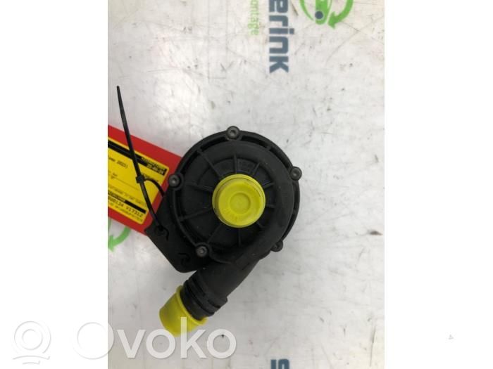 Pompe de circulation d'eau   9823813480