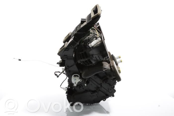 Opel Vivaro Obudowa nagrzewnicy 