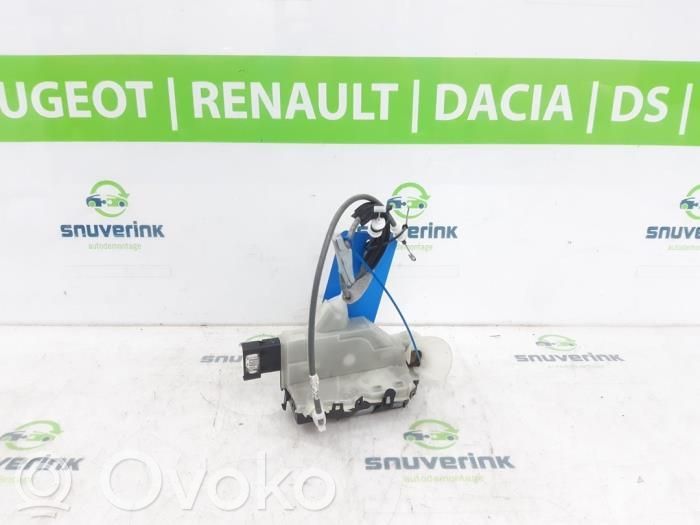 Peugeot 2008 II Zamek drzwi przednich 