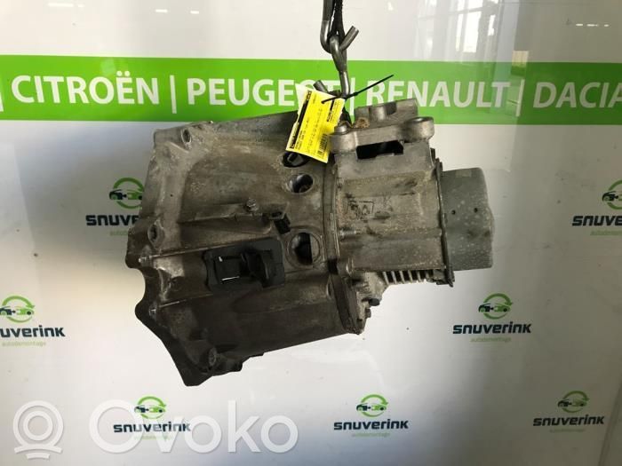 Peugeot 2008 I Manualna 5-biegowa skrzynia biegów 