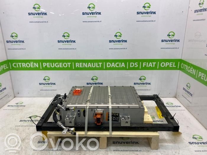 Renault Austral Hybrid / electric car battery 