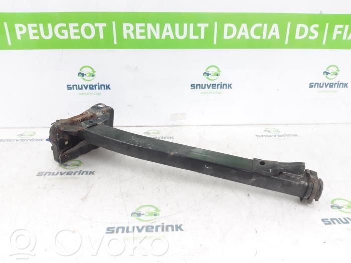 Peugeot 3008 II Subcadru frontal 